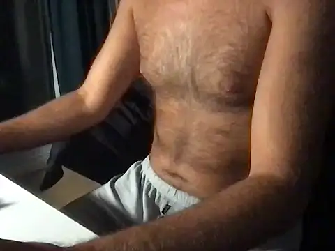 Snapshot of TomTop_11 chatting on September 2025 09:09:01 PM TomTop 11 online show from September 2025 09:09:01 PM