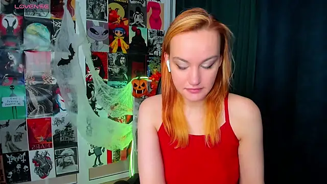 Ida FaneStain online show from October 2025 02:41:02 AM