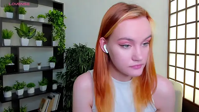 Ida FaneStain online show from October 2025 02:47:01 AM