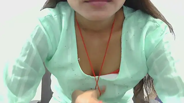 Snapshot of Aarti_misty71 chatting on October 2025 05:09:02 AM Aarti misty71 online show from October 2025 05:09:02 AM
