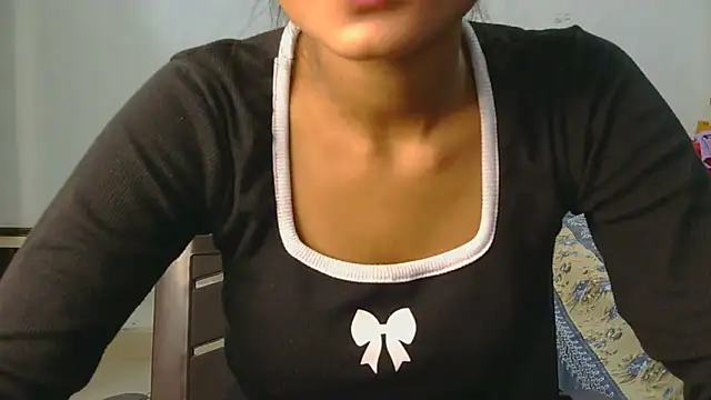 Aarti misty71 online show from April 2026 05:36:01 AM