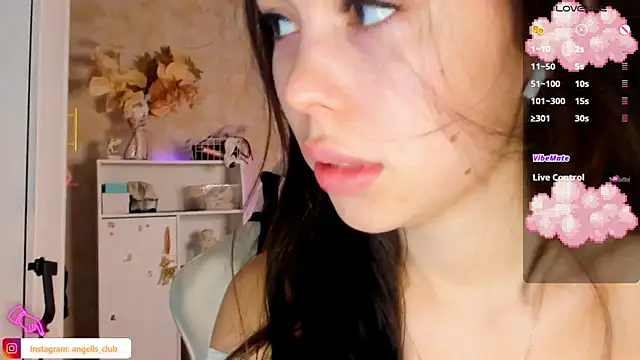 Idnkjustadeline online show from October 2025 05:08:02 AM