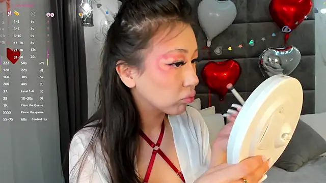 Nelly Kimm online show from February 2026 01:17:02 AM