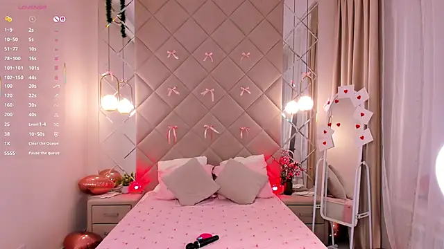 Nelly Kimm online show from March 2026 01:02:01 AM