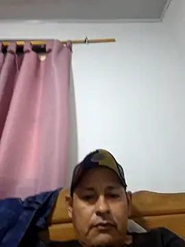Snapshot of Elvergalarga1601 chatting on July 2026 06:32:02 PM Elvergalarga1601 online show from July 2026 06:32:02 PM