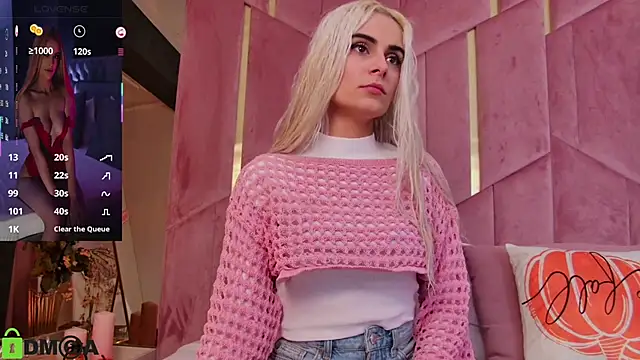 SelenaDaze online show from October 2025 04:44:02 AM