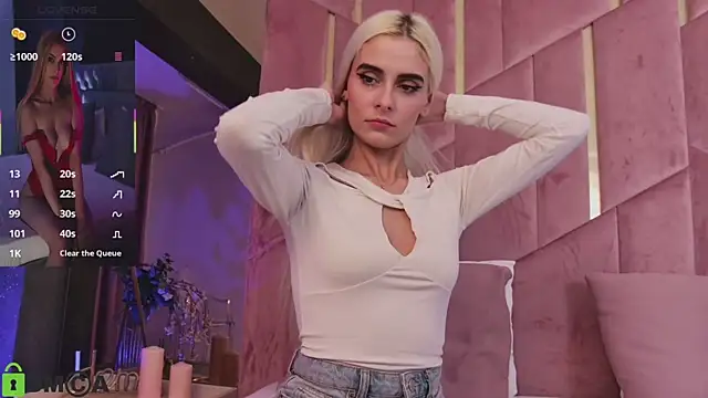 SelenaDaze online show from November 2025 05:11:01 AM