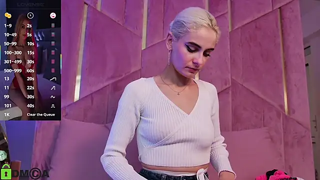 SelenaDaze online show from November 2025 04:38:02 AM