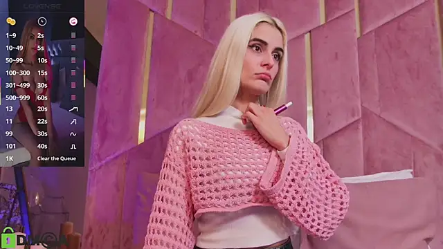 SelenaDaze online show from November 2025 05:11:02 AM