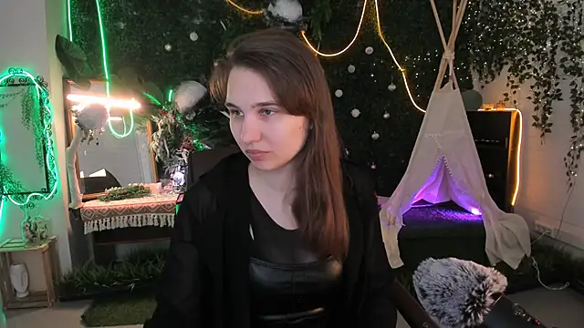 TessaMill online show from April 2026 09:11:02 AM