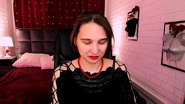 TessaMill online show from November 2025 09:14:01 AM