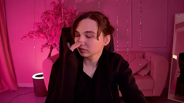 TessaMill online show from March 2026 05:51:02 AM