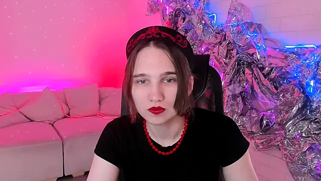 TessaMill online show from December 2025 09:11:02 AM