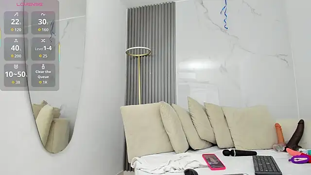 kiaratentation online show from November 2025 07:36:01 PM