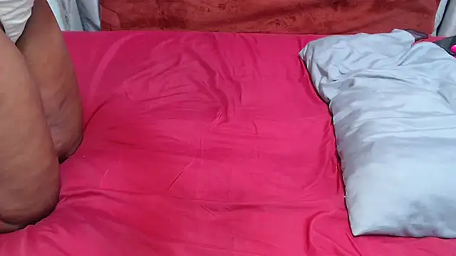 WEPUSSY23XX online show from November 2025 06:34:02 PM