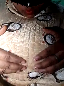 Dassing strip couple online show from December 2025 10:32:02 PM