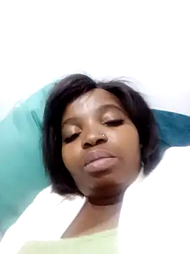 ShySexyBaddiexx online show from November 2025 10:32:02 PM