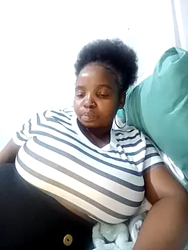 ShySexyBaddiexx online show from November 2025 09:29:01 PM