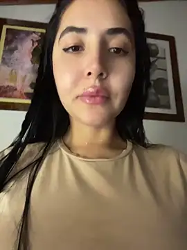 oh nina online show from May 2026 11:56:01 PM