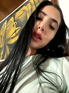 oh nina online show from November 2025 12:14:02 AM