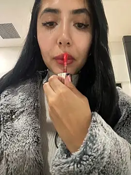 oh nina online show from November 2025 12:03:01 AM