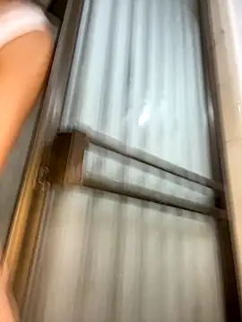 oh nina online show from October 2025 07:40:01 PM