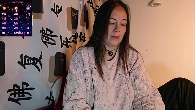 Snapshot of Emma_Henderson chatting on June 2026 10:20:01 AM Emma Henderson online show from June 2026 10:20:01 AM