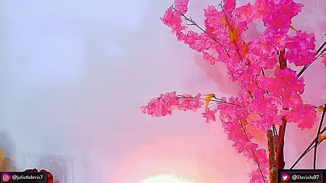 JulietaDavis online show from June 2026 09:32:01 AM