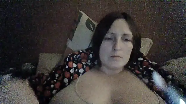 Snapshot of AllaSowinskaya chatting on September 2025 06:33:01 PM AllaSowinskaya online show from September 2025 06:33:01 PM