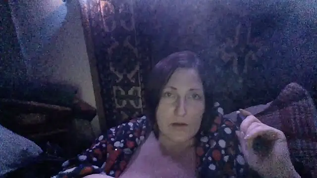 Snapshot of AllaSowinskaya chatting on April 2026 09:04:01 PM AllaSowinskaya online show from April 2026 09:04:01 PM