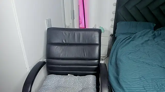 LovelyAria  online show from September 2025 07:41:01 PM