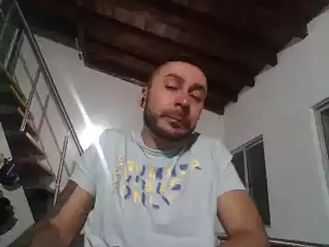 Snapshot of deibyzapata chatting on November 2025 02:40:02 AM deibyzapata online show from November 2025 02:40:02 AM