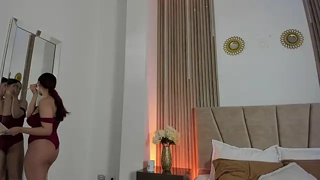 Victoria Beaumont online show from March 2026 11:48:02 AM