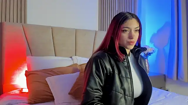 Snapshot of Victoria_Beaumont chatting on November 2025 11:35:02 AM Victoria Beaumont online show from November 2025 11:35:02 AM