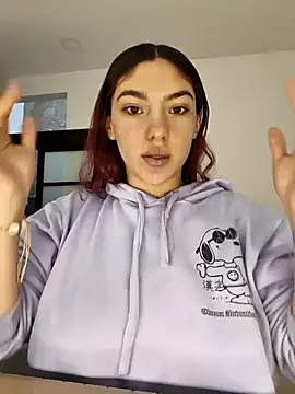 Victoria Beaumont online show from March 2026 11:09:01 AM