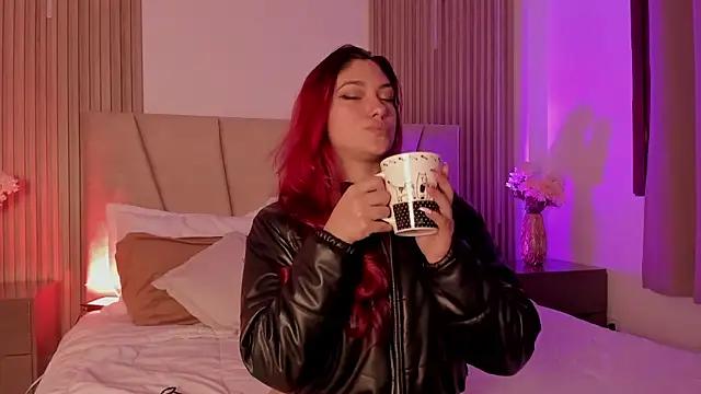 Victoria Beaumont online show from January 2026 11:26:01 AM