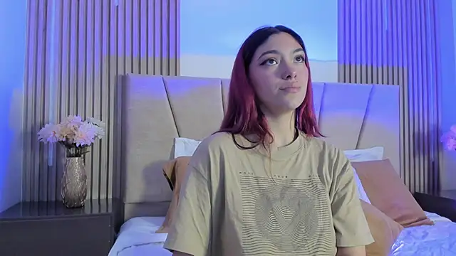 Snapshot of Victoria_Beaumont chatting on December 2025 11:56:02 AM Victoria Beaumont online show from December 2025 11:56:02 AM