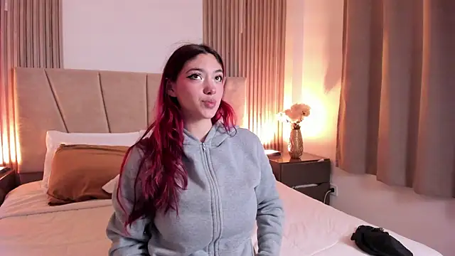 Victoria Beaumont online show from March 2026 11:40:02 AM