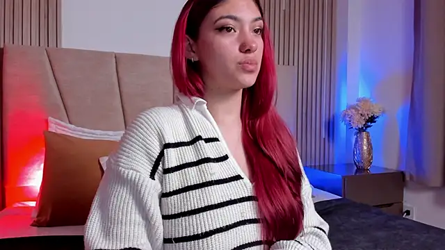 Snapshot of Victoria_Beaumont chatting on November 2025 11:58:01 AM Victoria Beaumont online show from November 2025 11:58:01 AM