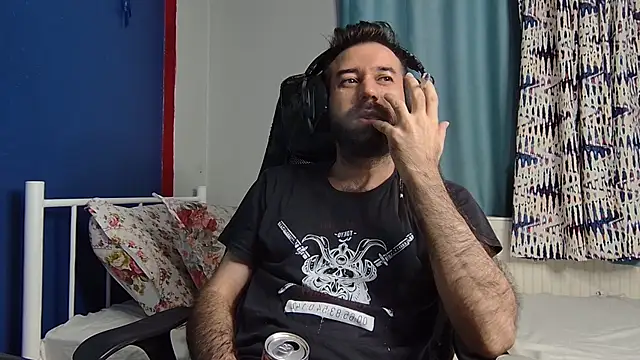 Snapshot of flydirty chatting on October 2025 10:17:01 AM flydirty online show from October 2025 10:17:01 AM