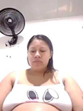 Snapshot of Hot_Rihanna chatting on March 2026 02:57:01 PM Hot Rihanna online show from March 2026 02:57:01 PM