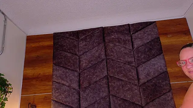 JenaCooper  online show from February 2026 02:53:01 AM