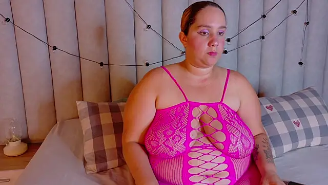 JenaCooper  online show from January 2026 07:39:02 PM