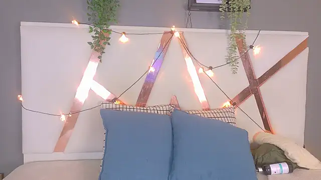 JenaCooper  online show from June 2026 02:55:02 AM
