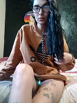 Darkw1tch online show from October 2025 08:11:02 PM