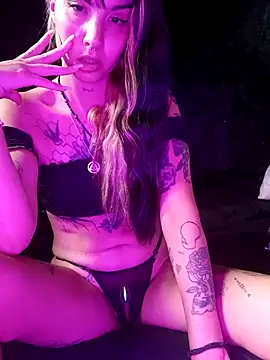 Snapshot of Darkw1tch chatting on February 2026 09:14:01 PM Darkw1tch online show from February 2026 09:14:01 PM