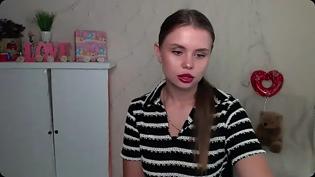 OceanicDawn online show from September 2025 07:19:01 AM