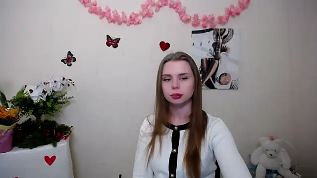 Snapshot of OceanicDawn chatting on March 2026 07:46:01 AM OceanicDawn online show from March 2026 07:46:01 AM