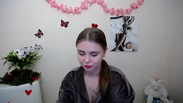 Snapshot of OceanicDawn chatting on March 2026 08:31:01 AM OceanicDawn online show from March 2026 08:31:01 AM