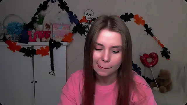 OceanicDawn online show from October 2025 06:10:01 AM